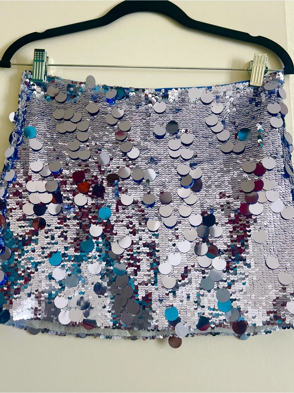 NWOT! Lovers and Friends Mia Embellished Mini Skirt in Hot Light Purple Sequin - Picture 7 of 9